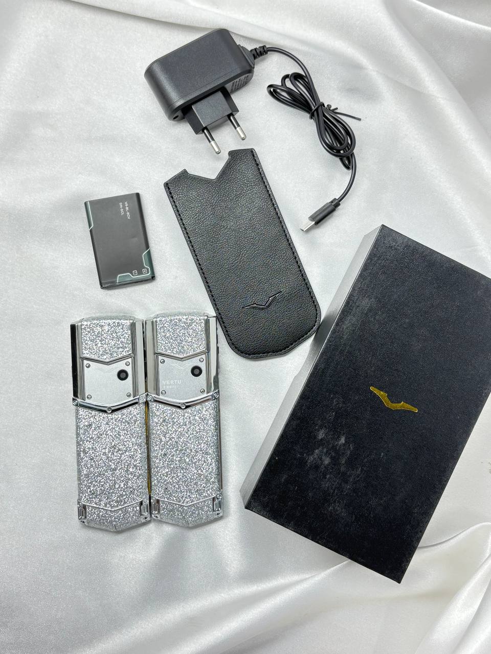 موبایل ورتو مدل v10 dimond