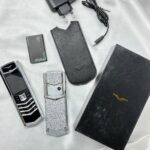 موبایل ورتو مدل v10 dimond