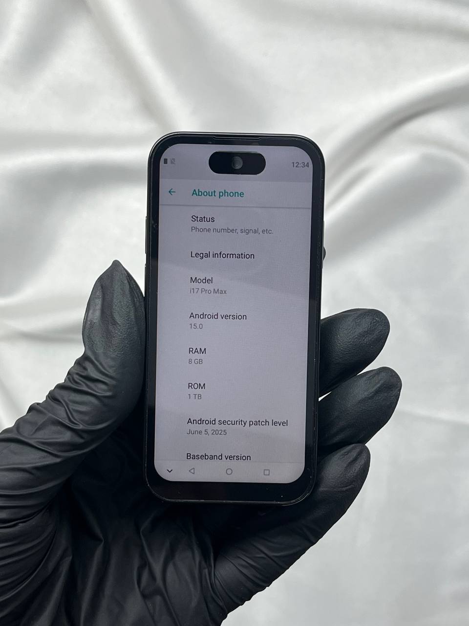 ایفون ۱۷ پرومکس مینی