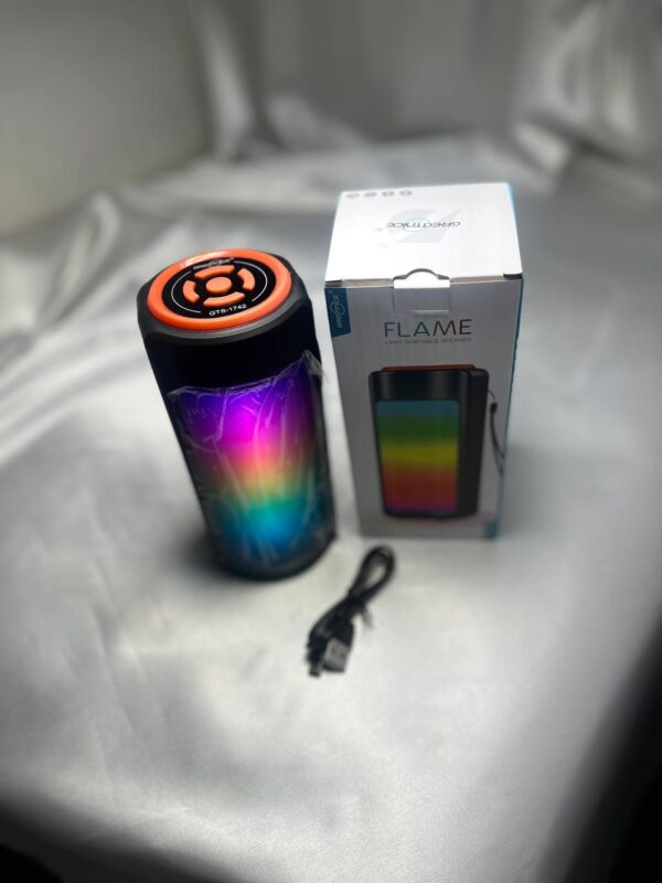 اسپیکر flame