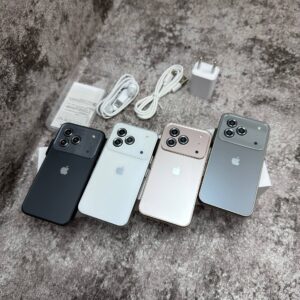 ایفون ۱۷ پرومکس فول صفحه