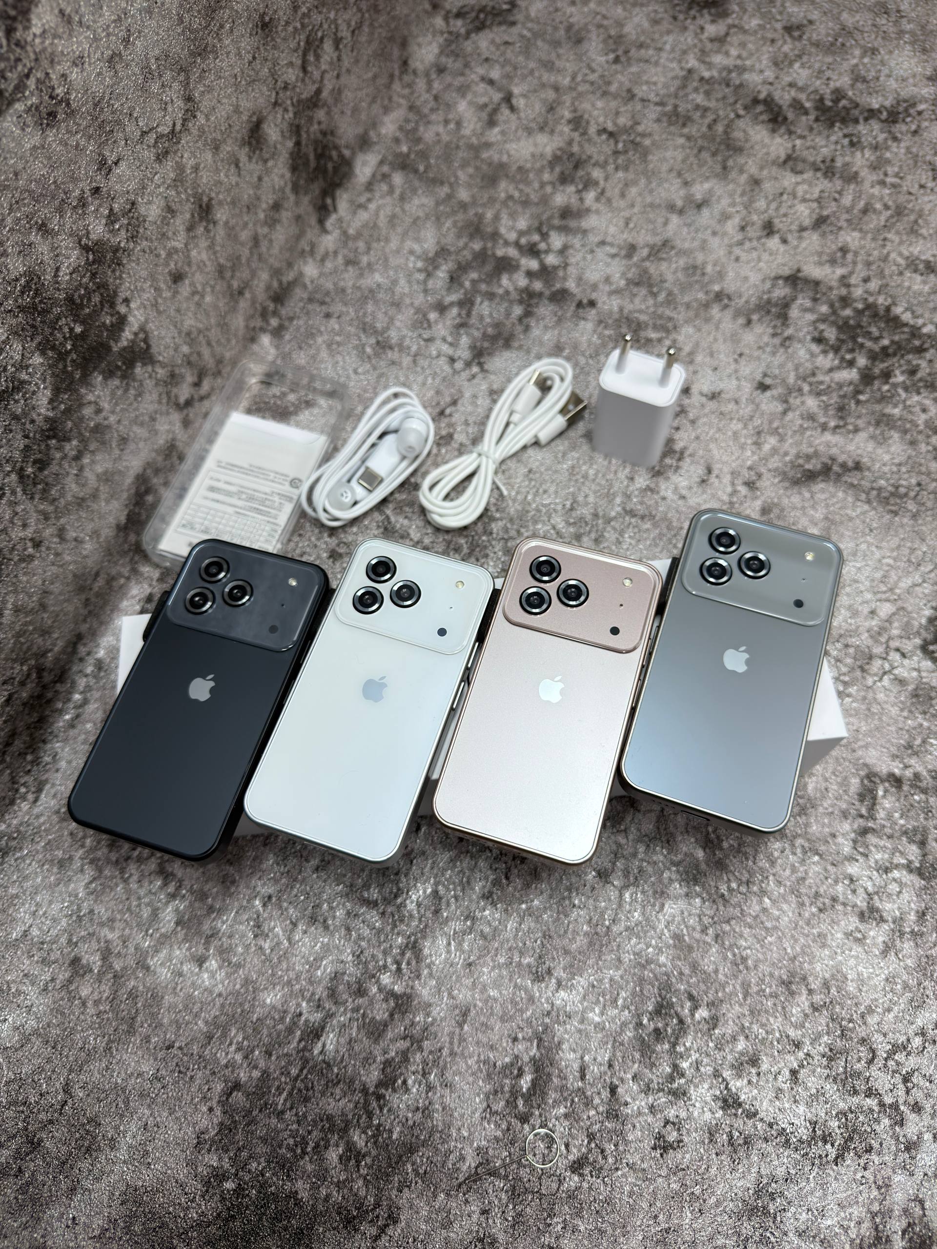 ایفون ۱۷ پرومکس فول صفحه