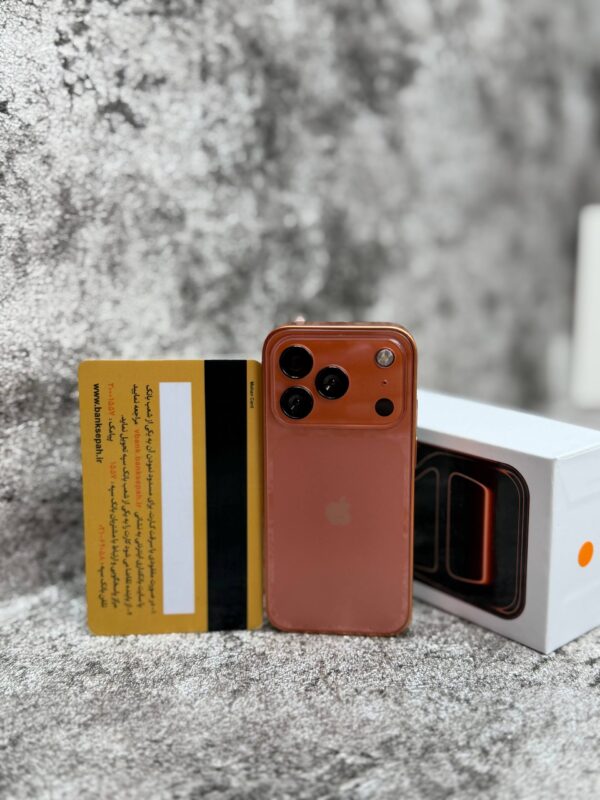 ایفون ۱۷ پرومکس فول صفحه