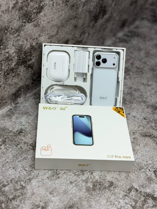 ایفون ۱۷ پرومکس متوسط (۴.۵ اینچ)