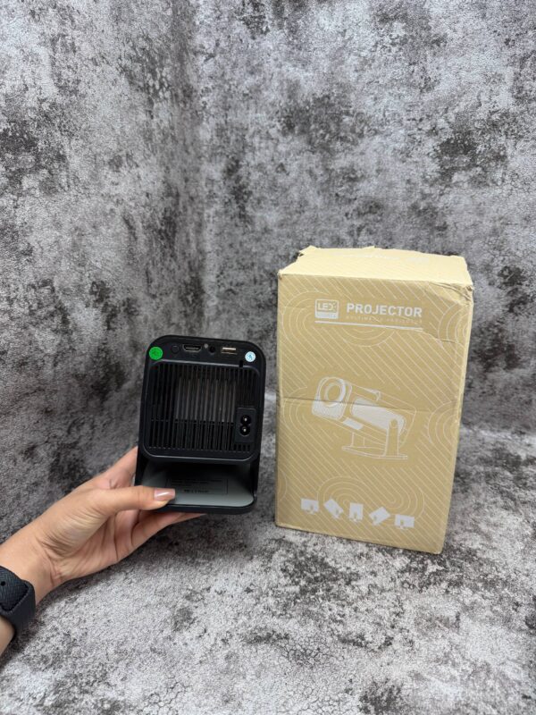 پرژکتور hy320