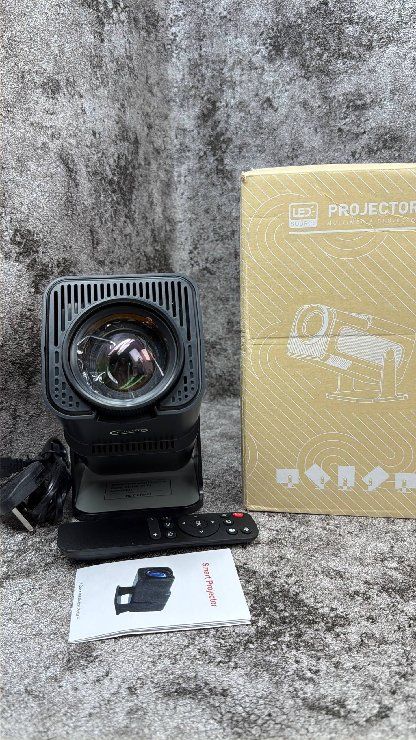 پرژکتور hy320