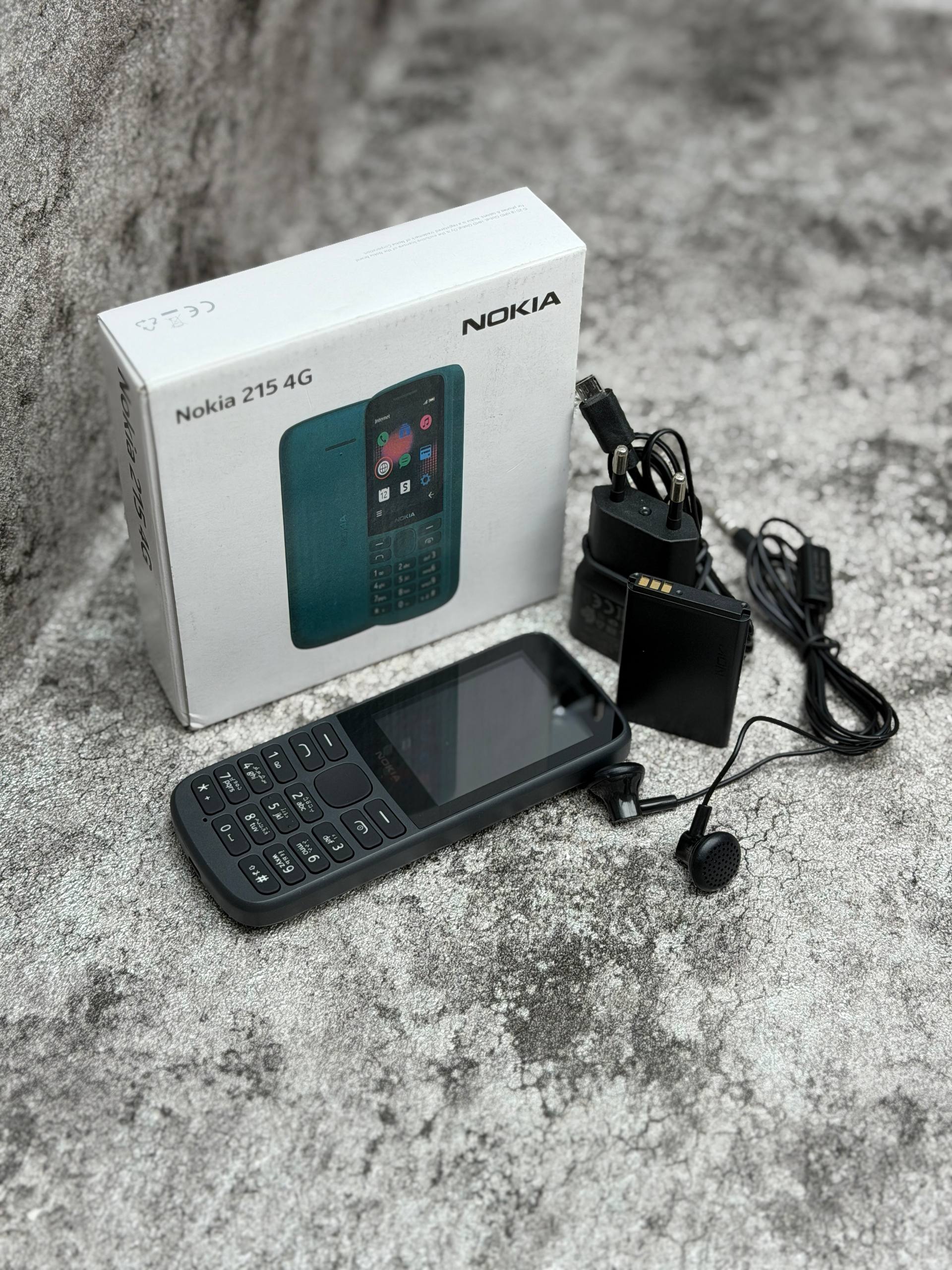 نوکیا 215