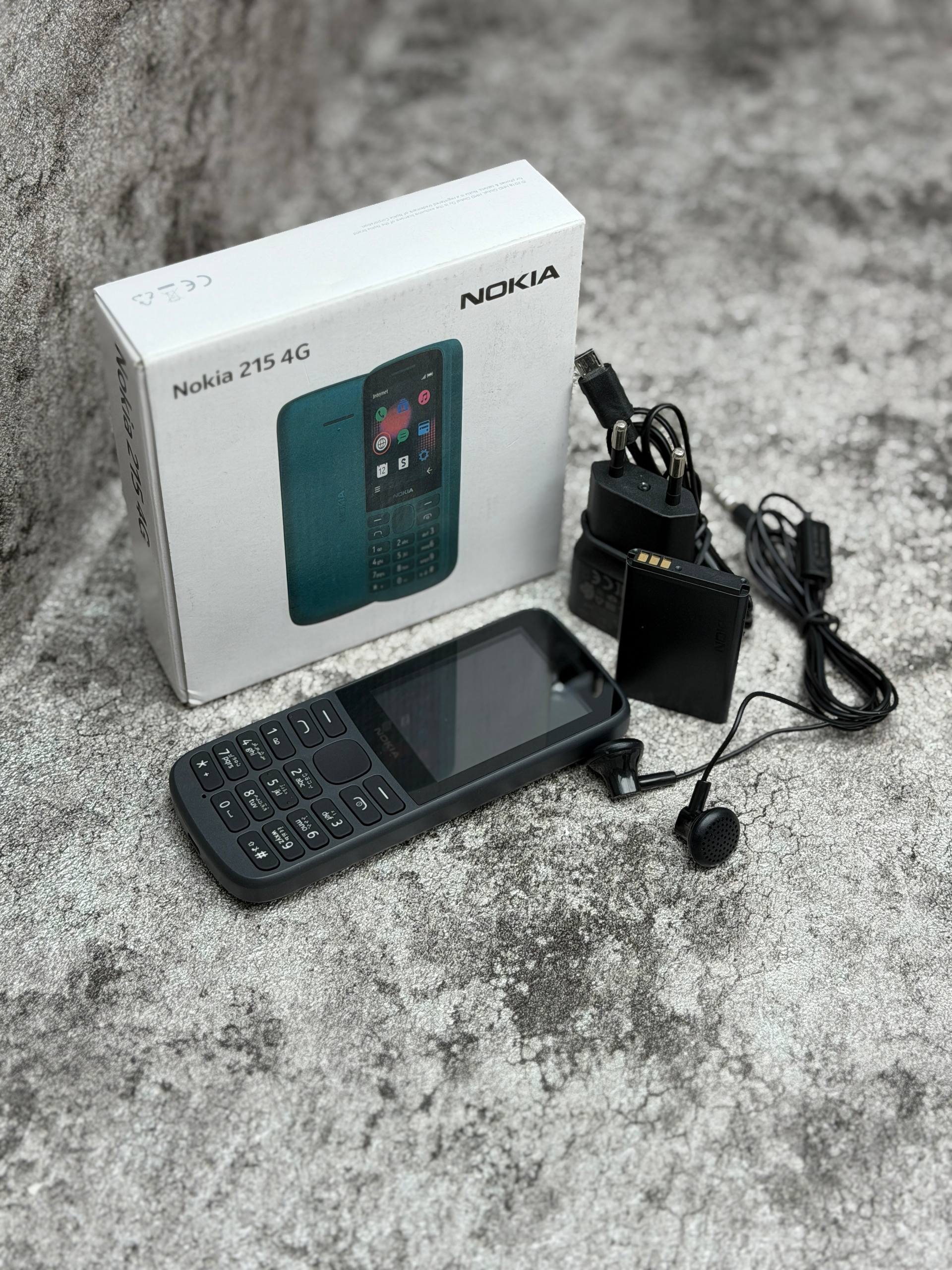 نوکیا 215