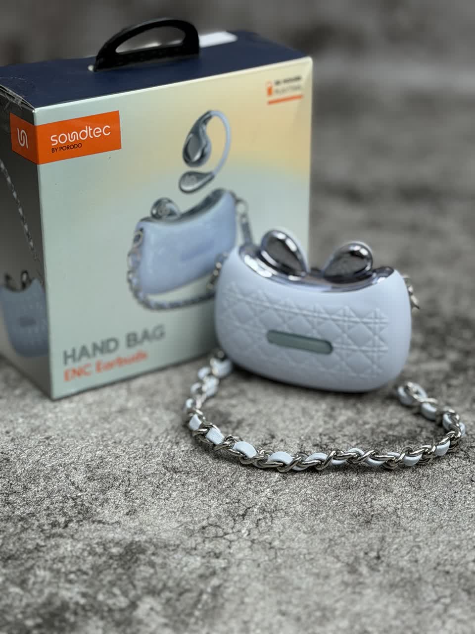 ایرپاد پرودو مدل hand bag
